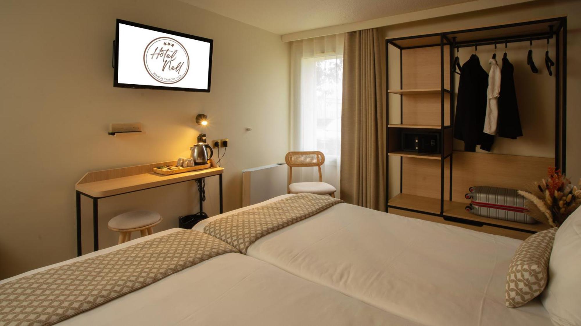 Hotel Nell Saint-Marcel  Екстер'єр фото