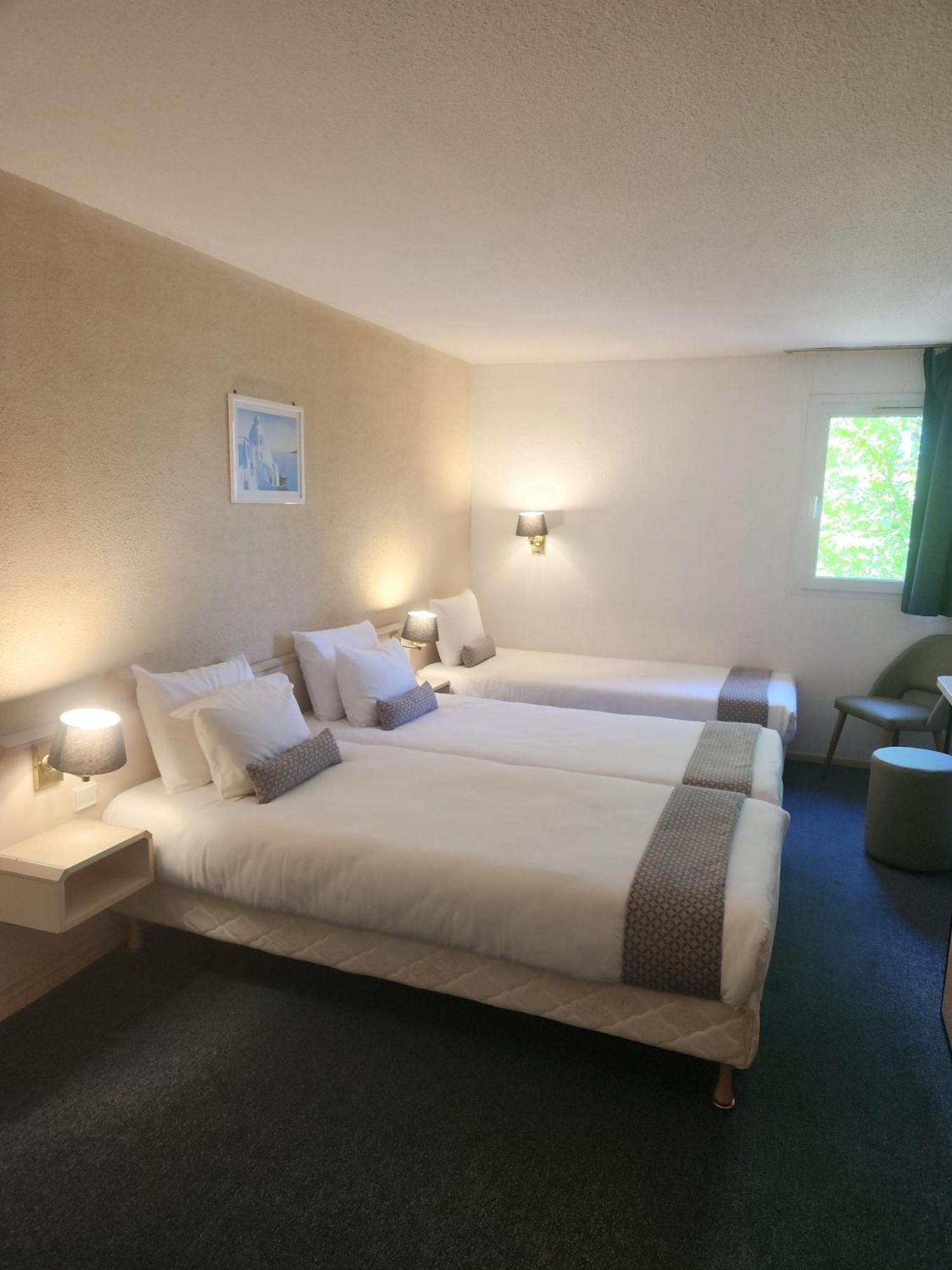 Hotel Nell Saint-Marcel  Екстер'єр фото