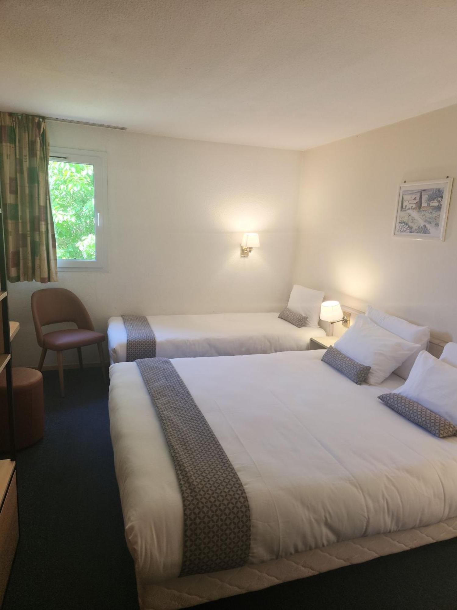 Hotel Nell Saint-Marcel  Екстер'єр фото